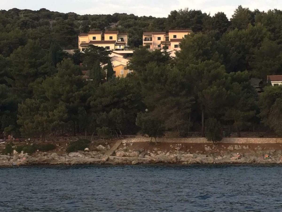 Gavza Dream View Apartment Cres Exterior photo